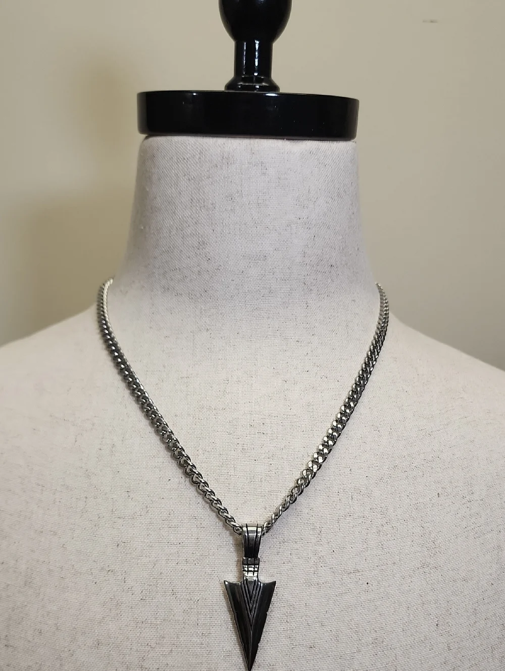 Stainless Steel Arrowhead Pendant Necklace Black Silver Chain